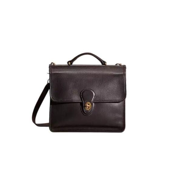 Coach Handbags - Coach black leather Vintage Classic Willis shoulder bag purse